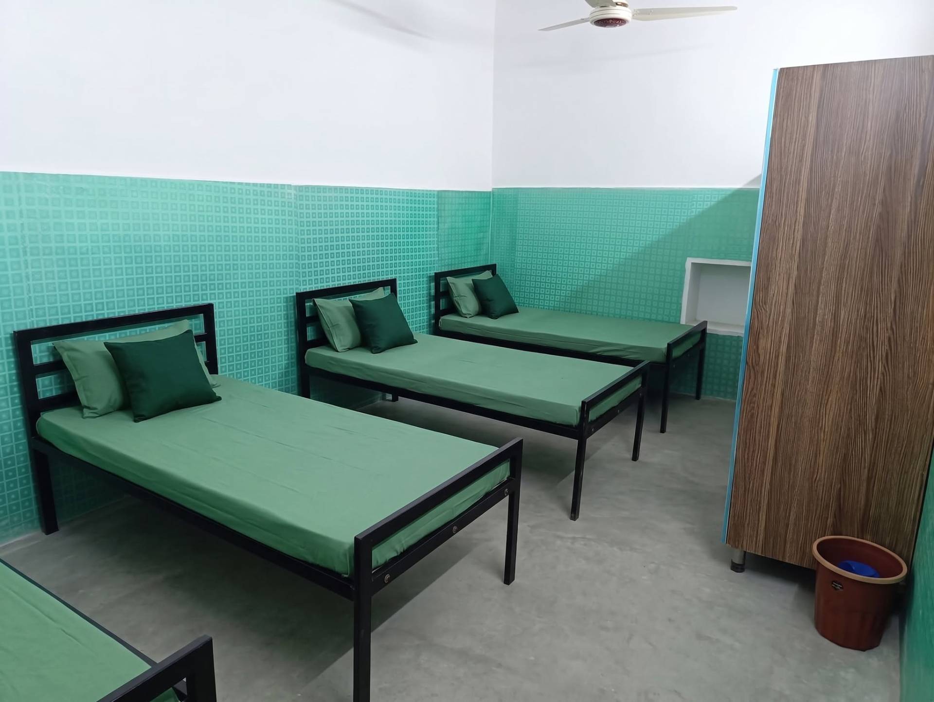 Four Seater Room at Ali Vista Home Girls Hostel